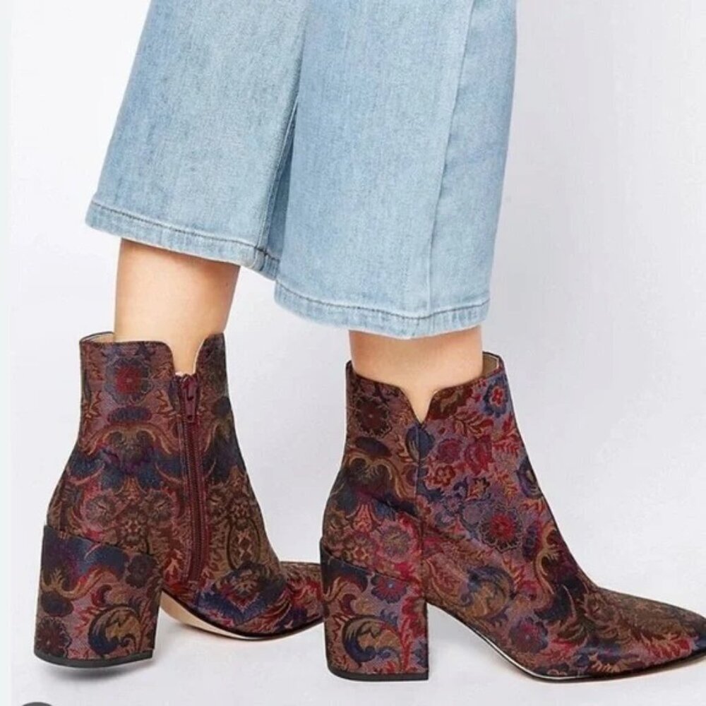 Aldo Sully Floral Block Heeled Floral Tapestry Ankle Boots Size 7